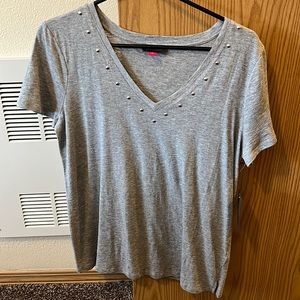 Vince Camuto gray shirt.